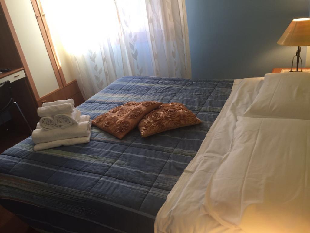 Moon House B&B 칼리아리 외부 사진