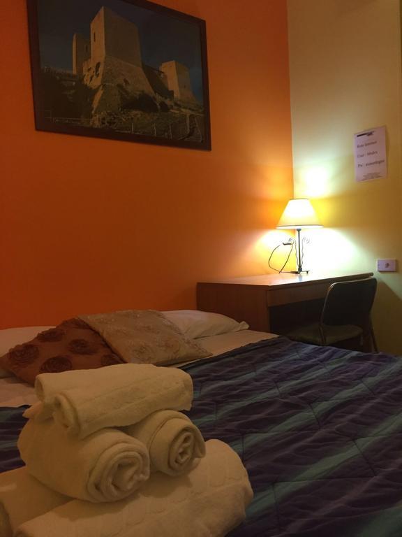 Moon House B&B 칼리아리 외부 사진