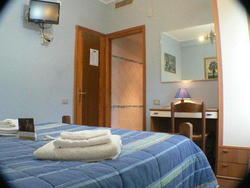 Moon House B&B 칼리아리 외부 사진