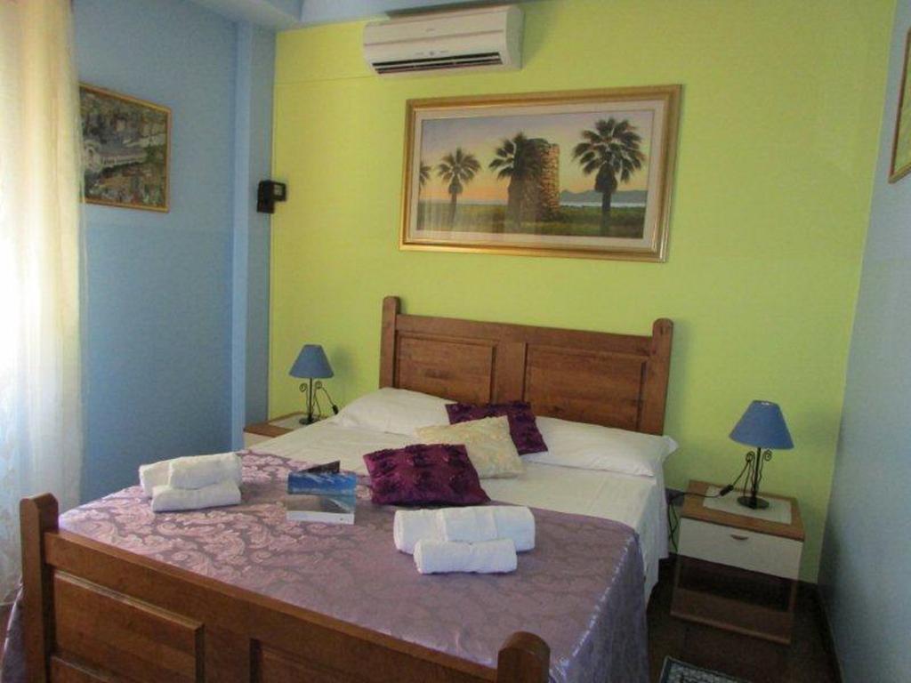 Moon House B&B 칼리아리 외부 사진